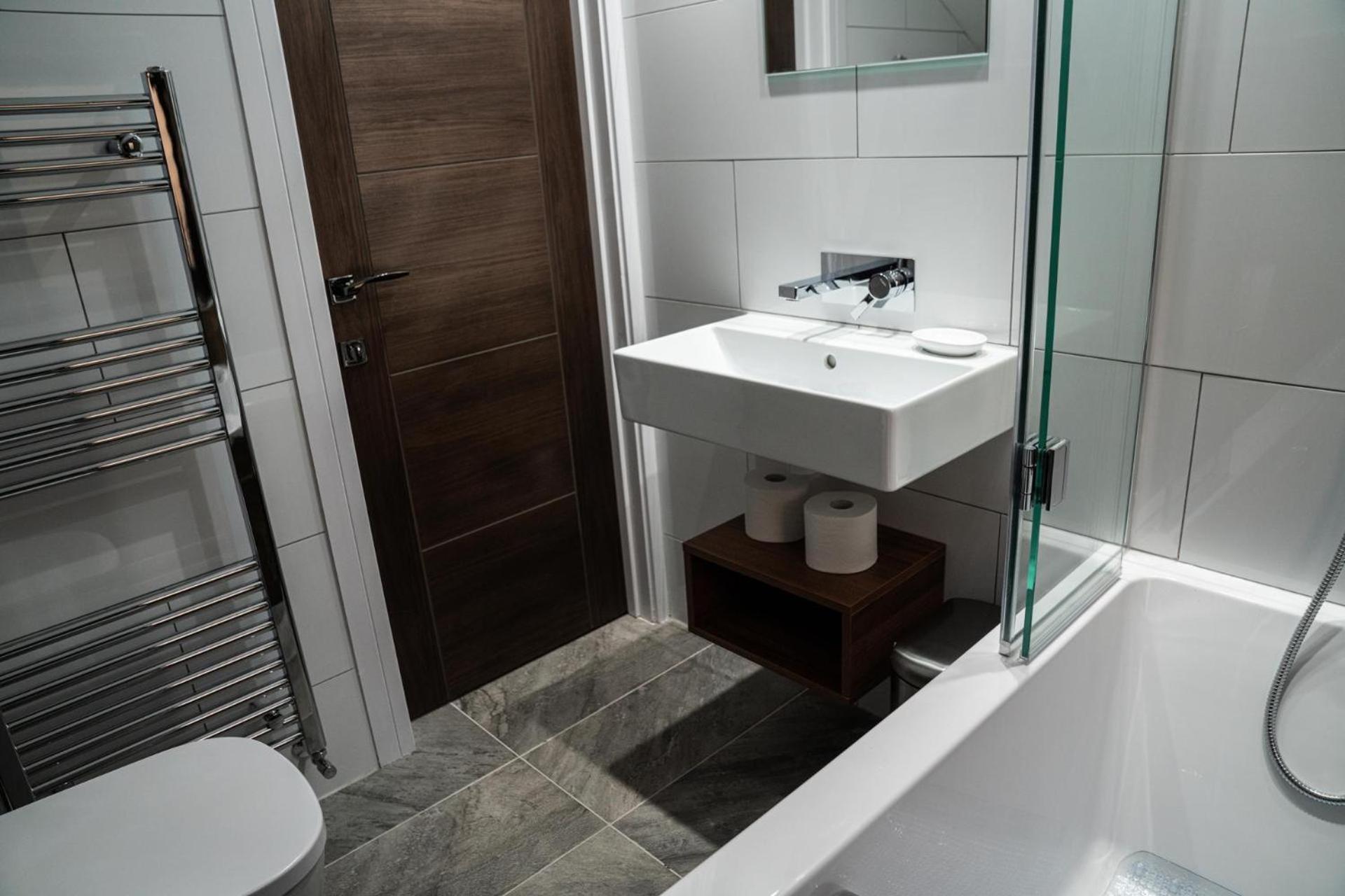 Chestnut Retreat A Stunning Annex Apartment Ossett 外观 照片