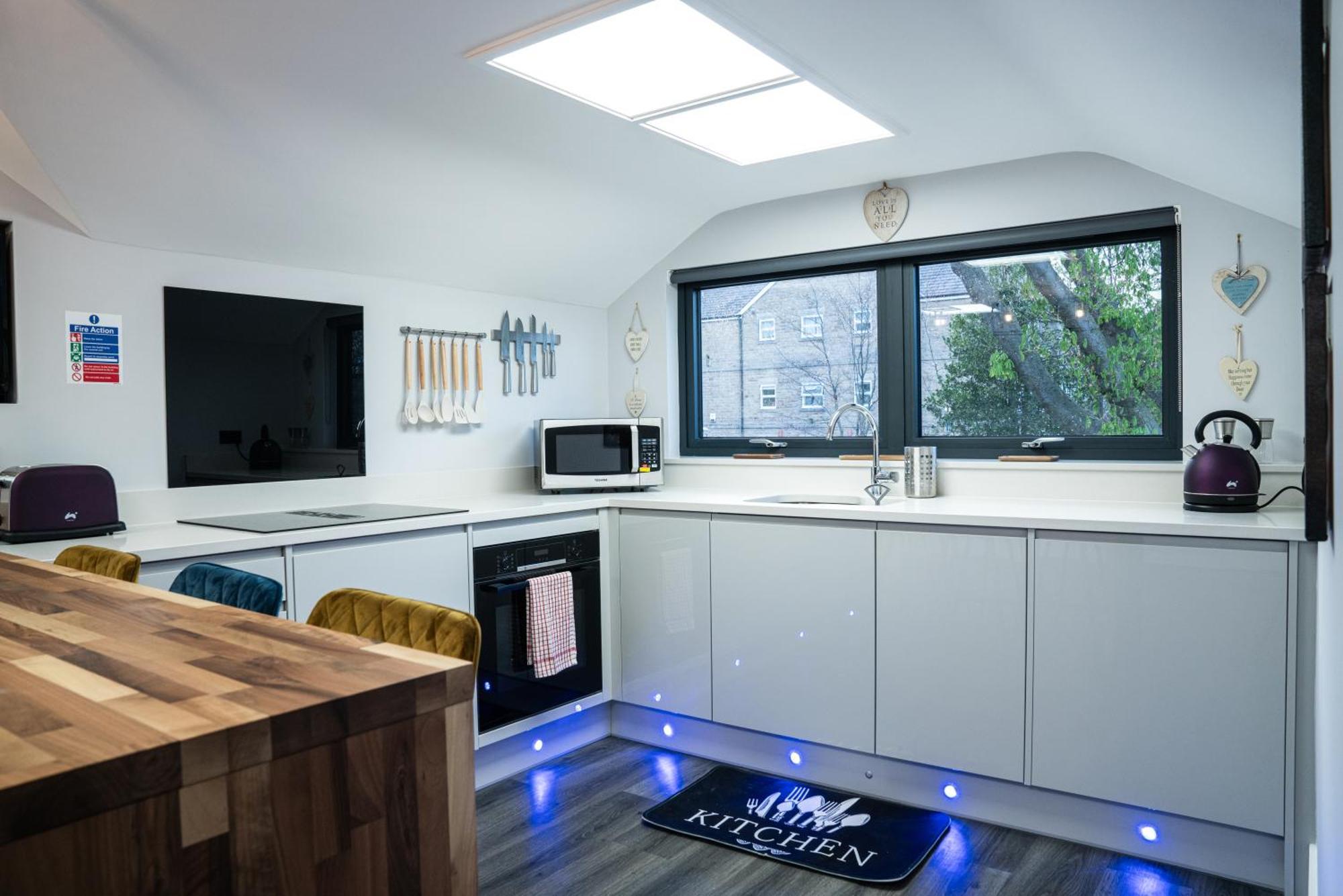 Chestnut Retreat A Stunning Annex Apartment Ossett 外观 照片